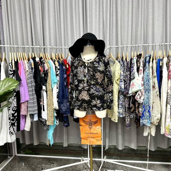 เสื้อแฟชั่นคละไซซ์ ป้ายอินทรีส้ม - Image 4