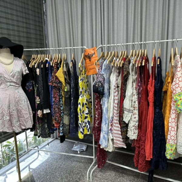 มินิเดรส ป้ายอินทรีส้ม - Image 9