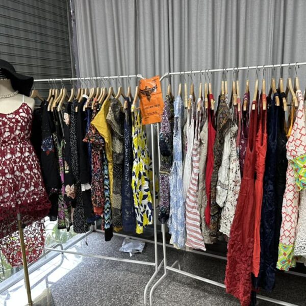 มินิเดรส ป้ายอินทรีส้ม - Image 10