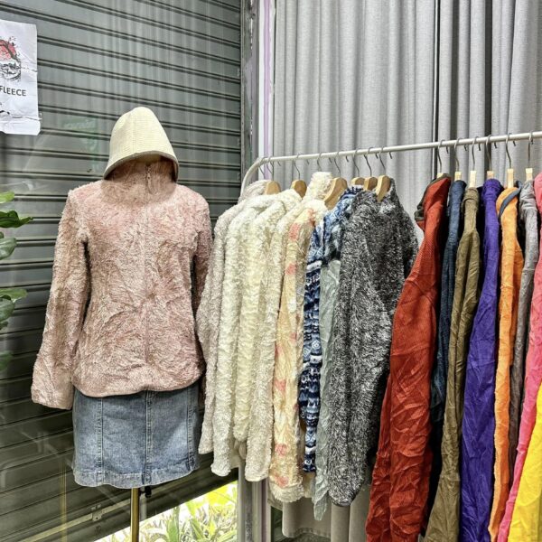 เสื้อหนาวผ้าฟลีซ ญี่ปุ่น ป้ายวิว - Image 2
